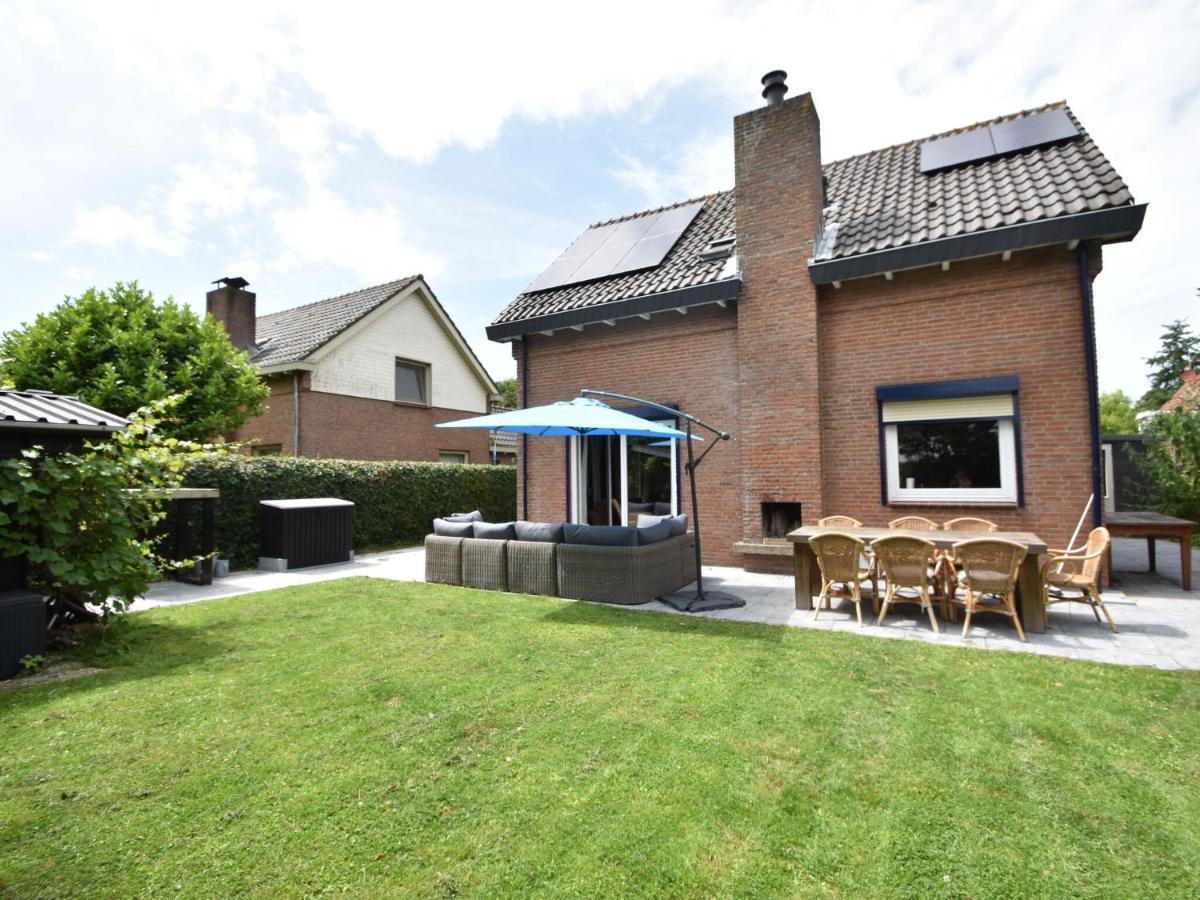 Holiday Home In Zeeland With Wide Views Bruinisse Esterno foto