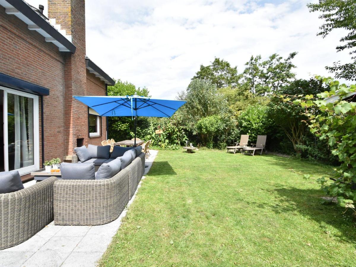 Holiday Home In Zeeland With Wide Views Bruinisse Esterno foto